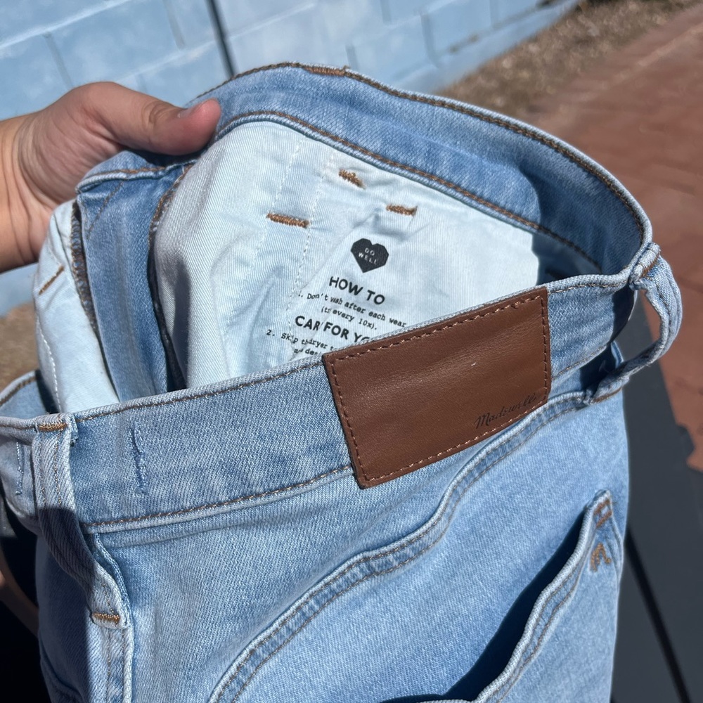 Madewell Roadtripper Jeans - Picture 4 of 8